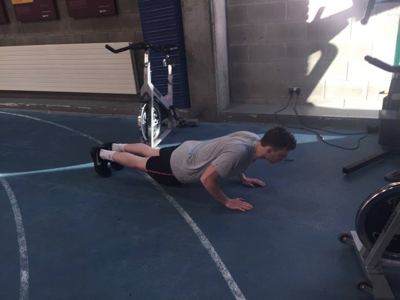 thomasscanlon1's tweet photo. Push up #PY4084 https://t.co/j5J2KIdCz3