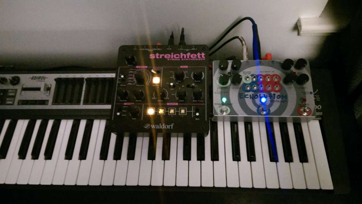 new_olympians's tweet photo. Enjoying this setup @WaldorfGmbH @Pigtronix #streichfett #echolution https://t.co/kWL3txnrlI