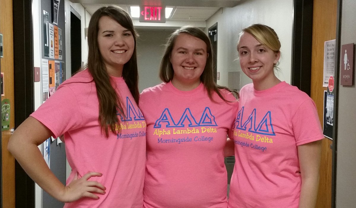 RJ_Arnts96's tweet image. @MSideALD "On Wednesday's we wear pink"