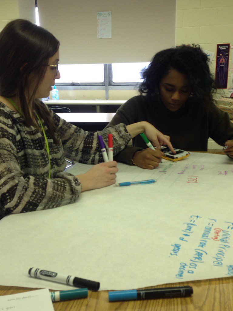 FHNTseniors's tweet photo. Workshop to calculate common interest with Ms. G #PBL #ThisIsYourLife #fhnt #moneyskills https://t.co/iZJLg5mMpf