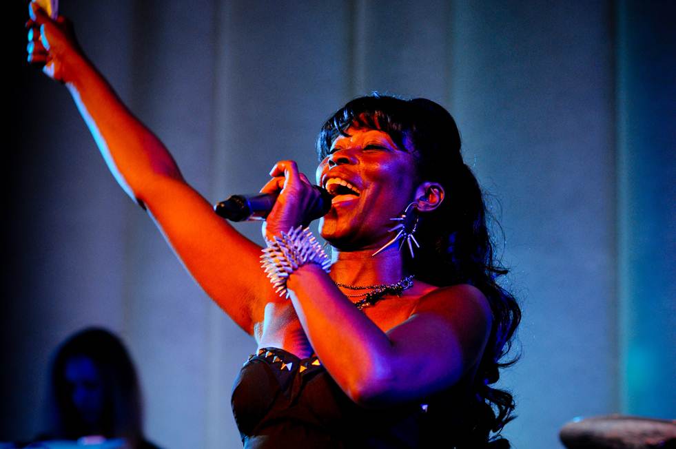 Playing tribute to #EttaJames tonight with Dee Coco Johnson! Pro Blues Jam: bit.ly/1nwoUaQ #FenixLIVE