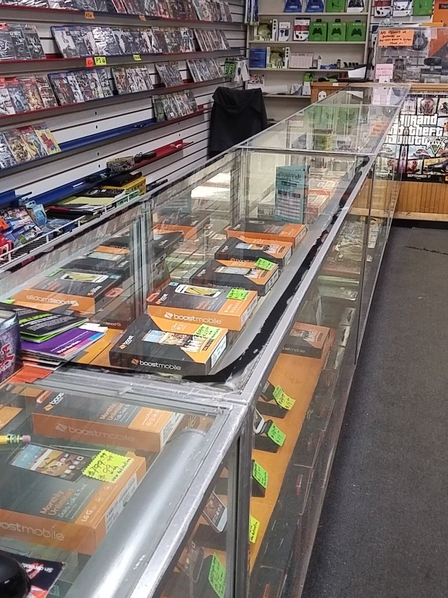 Chris_AWI's tweet photo. #boostdealz New dreamland is ready for tax season! @jtdarden @AWI_Tom @Wads20 https://t.co/wta5VnMYL0