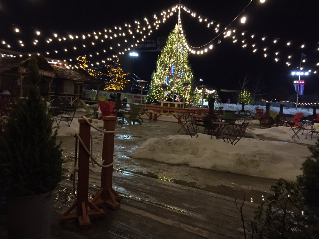 chemrmiller's tweet photo. #PHSOutdoorClub is Ice Skating @River_Rink What are you guys doing? #JanuaryOuting @PitmanHS_NJ https://t.co/iV4qlPf3Tr