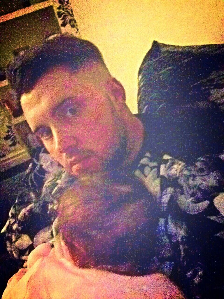 stephenkcraigs's tweet photo. Chilling #daddysgirl https://t.co/06WiVDwx8O
