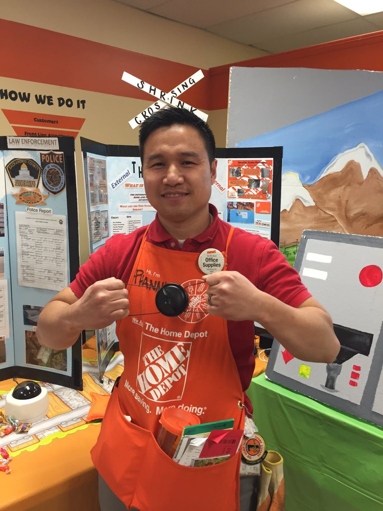 RafaelCarrasq16's tweet photo. Celebrating with #spiderwrap challenge (accuracy/speed) #winner!! Great job Phannika! Fastest time in #d51: 7secs https://t.co/l0oSEZMYgL