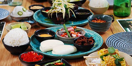 Mel_Restaurants's tweet photo. Enter Jan comp to win 1 of 2 $250 dining vouchers for @st_hotel https://t.co/odhBVn8Veb #melbournerestaurants https://t.co/fGjyTPyJxw
