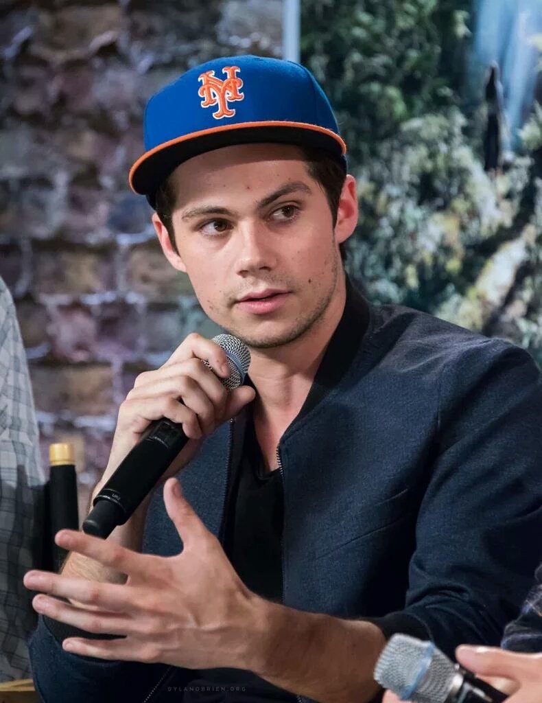 Wesselsclaudia's tweet photo. @dylanobrien METS❤ 
Omg this picture❤ https://t.co/C6QzHrb6M0