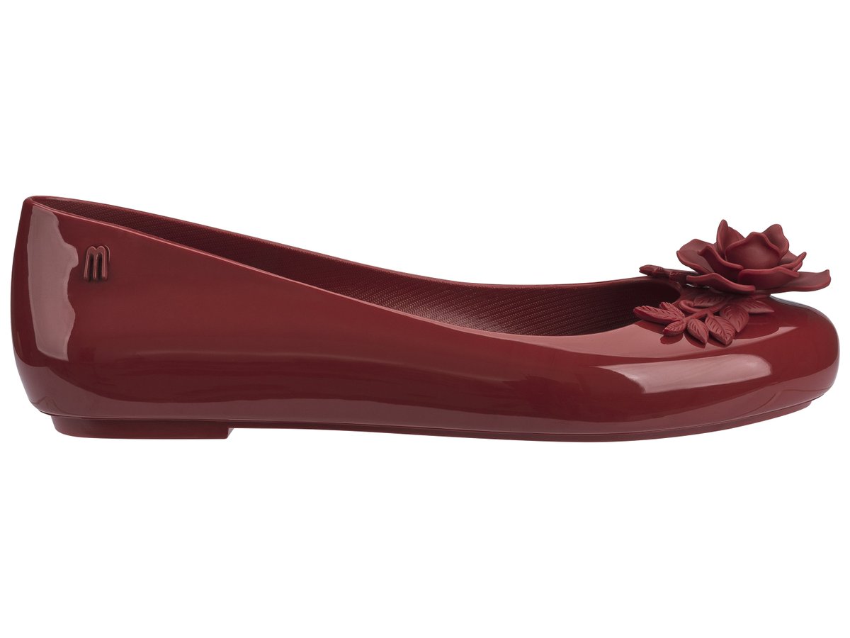 LojaMelissa's tweet image. Lançamento Melissa + Alexandre Herchcovitch: Space Love Flower. #Preview2016
lojamelissa.com.br/preview2016/sp…