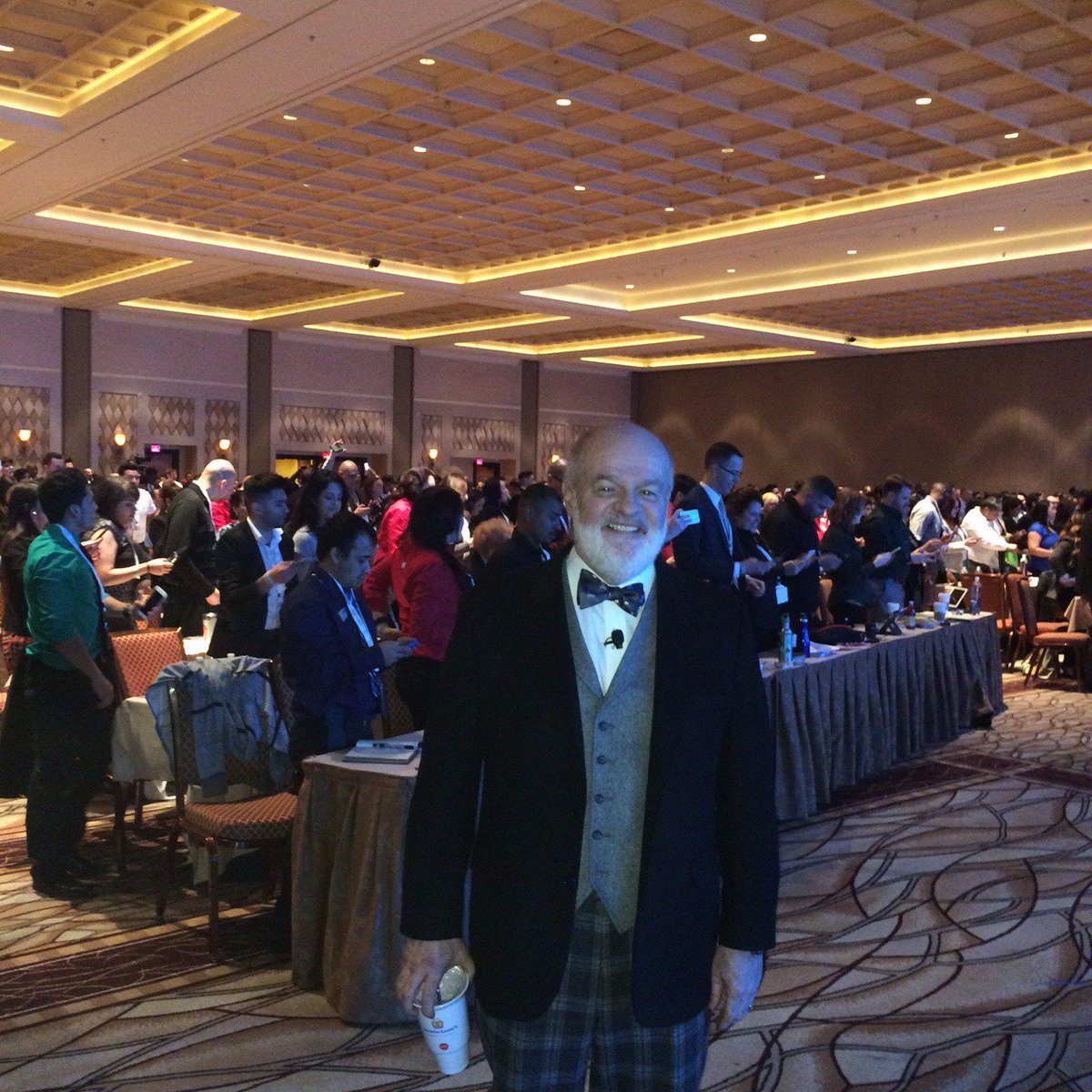 JosephWJordan's tweet photo. Last week @PHPAgency meeting in Vegas. 1,500 raving fans! @patrickbetdavid throws a great party! https://t.co/UKlbjpHOTi