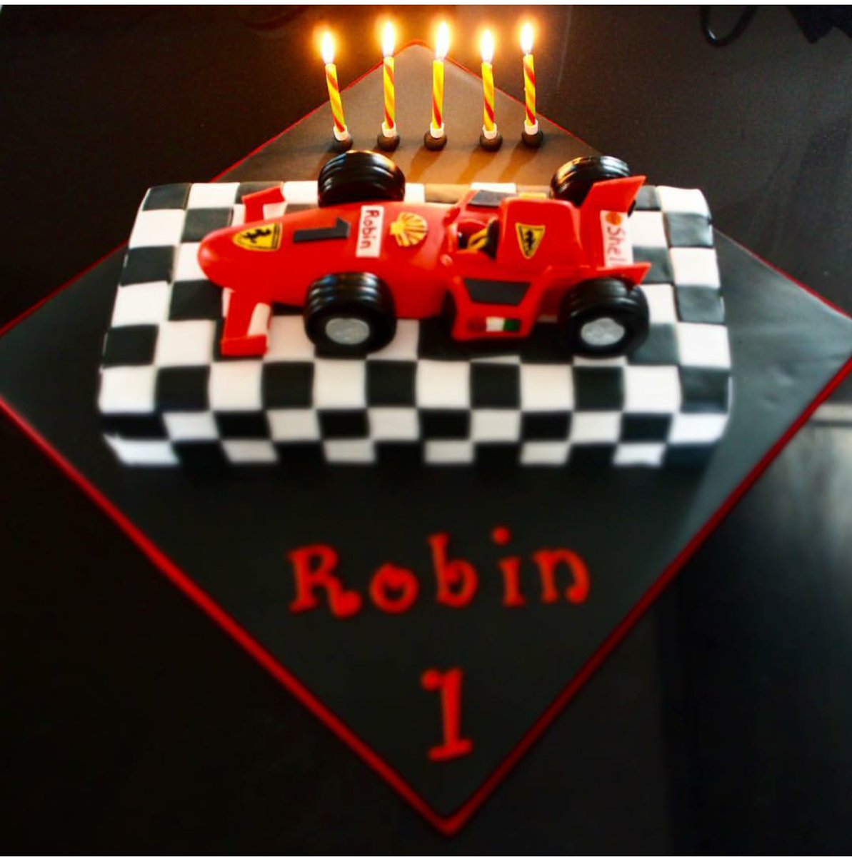 vivof1's tweet photo. Papa #Kimi #Raikkonen y mama Minttu en el primer cumple de Robin...
#ReadySetRed #Ferrari https://t.co/Y473GplGR8