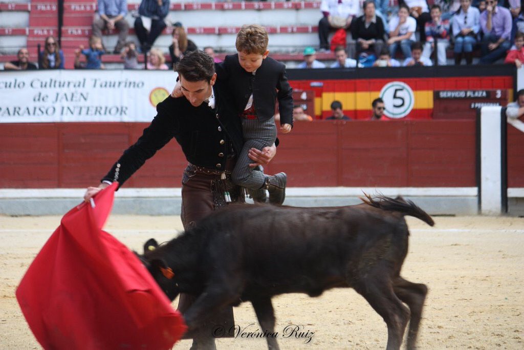LIBERTAD Y RESPETO!!Ojalá los niños estén siempre igual de seguros que en ese momento <a href="/Paquirri74/">F.R.Paquirri</a>