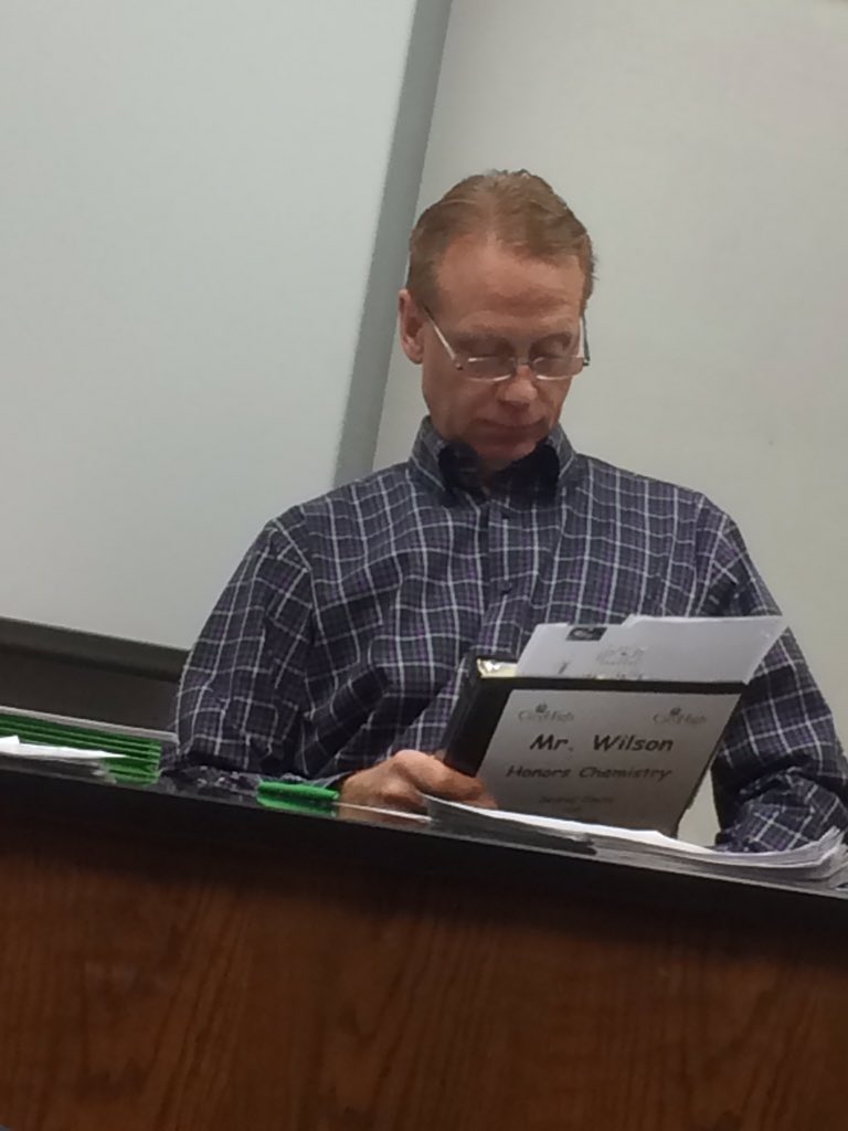 normanwikner's tweet photo. When u lurking but ur feelings get hurt and you have to act chill https://t.co/D9GnBfMgjZ