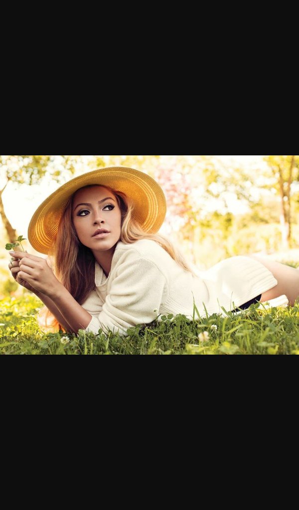 hadisem1234's tweet photo. Askom bnm #hadisem @Hadise #askisi https://t.co/vG9Q21rL6S