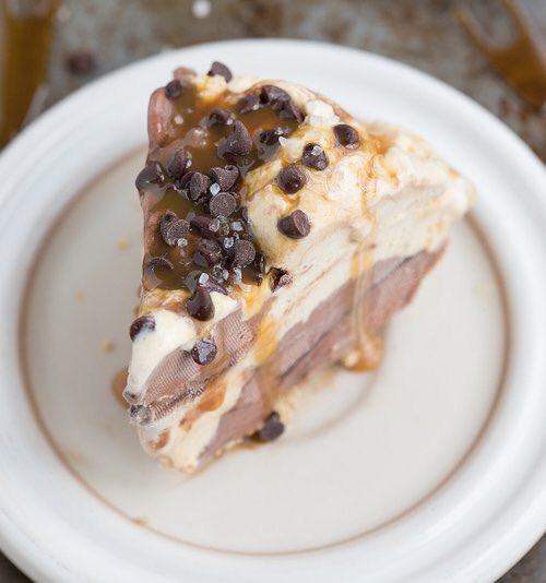 meat_p0rn's tweet photo. Salted Caramel Truffle and Chocolate Fudge Brownie Ice Cream Pie https://t.co/bnxPaDmLou