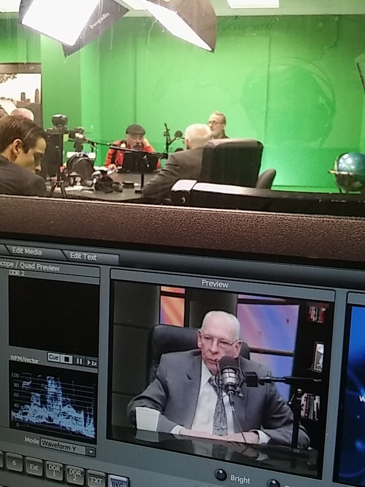 About to go live with Rafael Cruz! <a href="/KTIA993/">KTIA 99.3fm</a> <a href="/tedcruz/">Ted Cruz</a>