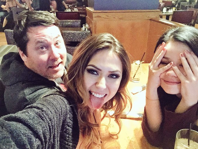 S/o to these 2 goons for making my first AVN so fucking rad! Couldn't have had a better roomie @Yhivi<a href="/tag/longhairdays"class="tags"><span>#longhairdays</span></a>