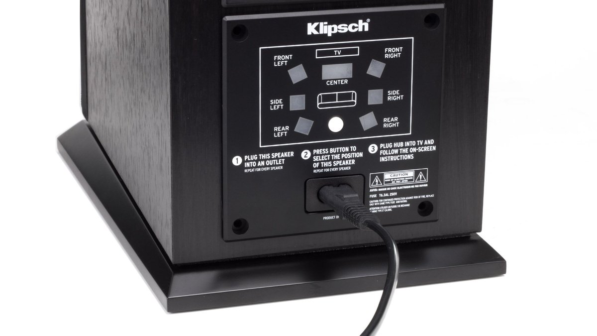 KlipschAudioCAN's tweet photo. Plug. Sync. Done! The new #Klipsch #ReferencePremiere #wireless speakers are seriously simple. #WiSA #coppercones https://t.co/z7byJk7orB