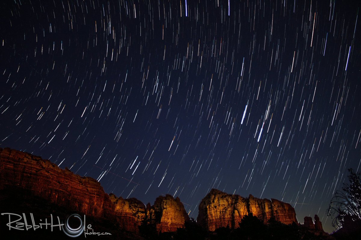 RabbitHoleAstro's tweet photo. Steamboat Rock Star Trails @SedonaAZ #astrophoto #astrophotography #Southwest #Arizona #nightsky #photography #space https://t.co/g3GCbyaB9g