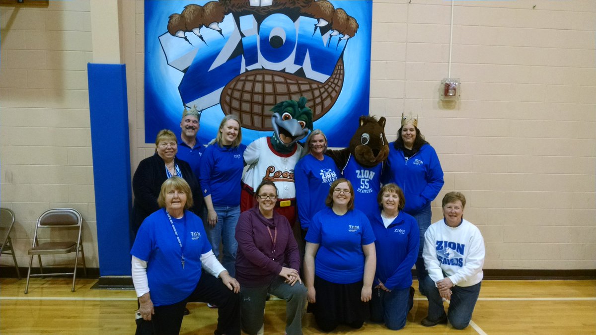 ColettD's tweet photo. Zion Beaver Celebrating #NLSW2016 with Lou E. Loon  @miLCMS  @sethhinz https://t.co/ztgd30oMDv