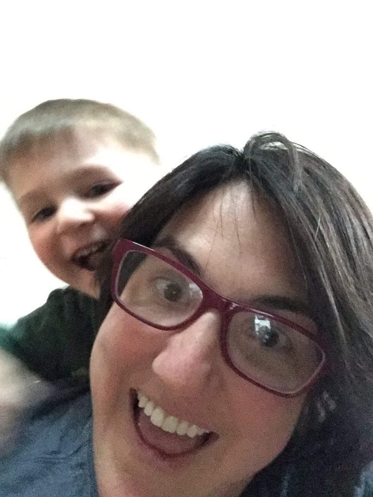 MandynToledo's tweet photo. It's hard to plank with this guy on your back. #fitmom https://t.co/9iPrszykxY