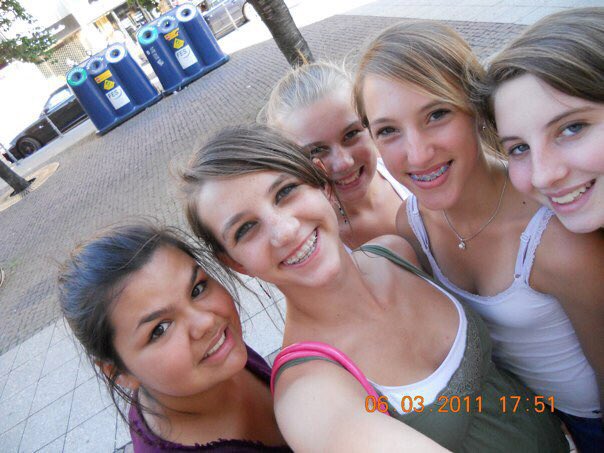 emBuchen's tweet photo. Throwback to the crew 😂🇩🇪 https://t.co/wWaTq8kL1Z