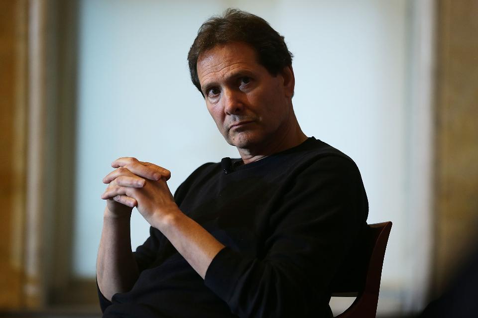 ForbesTech's tweet photo. PayPal plans to buy back $2B in stock as it continues on an upward trend after EBay split https://t.co/CcmZm91wAg https://t.co/qJT9WBRCbh