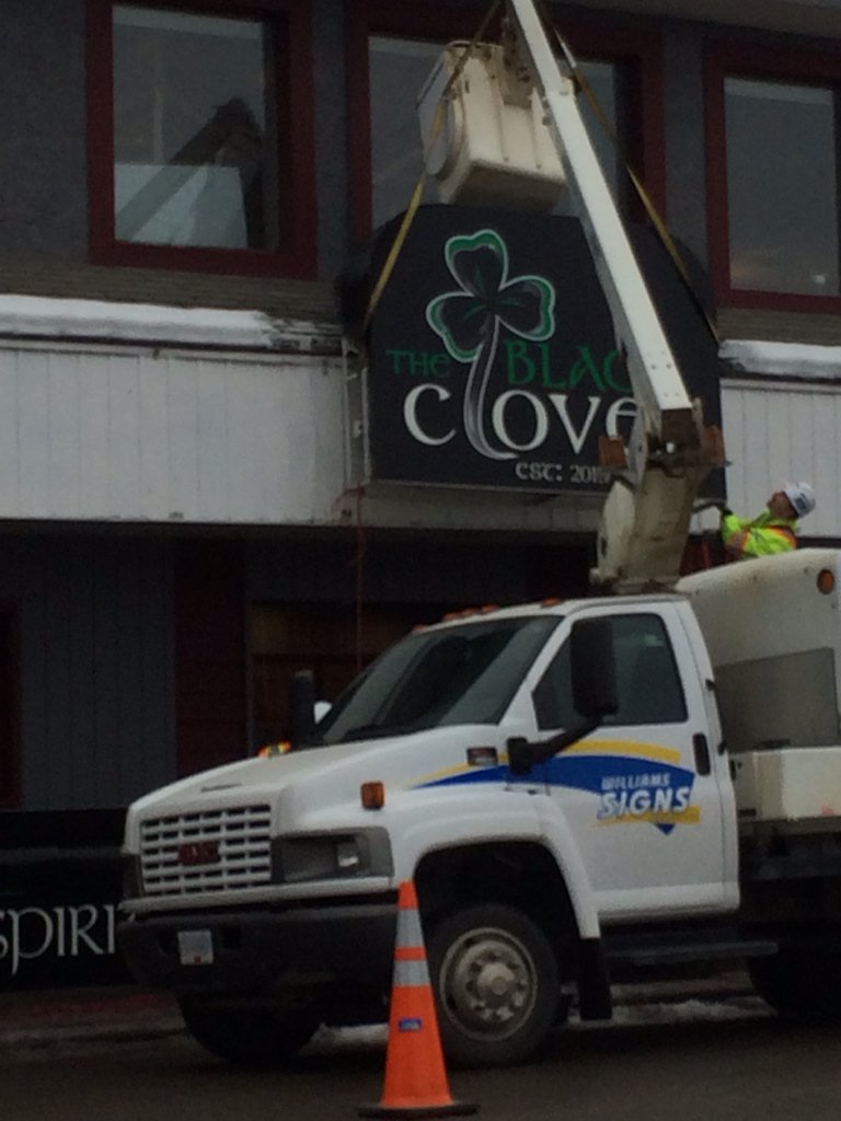 CopperPigBbq's tweet photo. It's looking a lot like spring in the #cityofpg 
The Black Clover - welcome to the party downtown. https://t.co/avJdmX3hMf