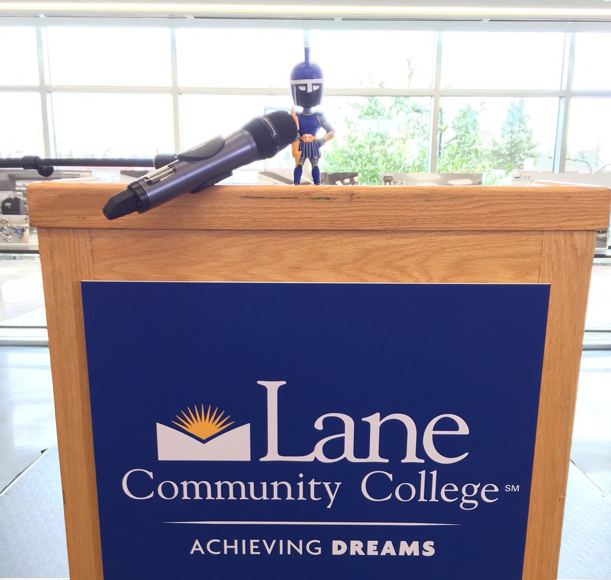 LaneTitans's tweet photo. Did you make it to the #CenterBuilding Grand Opening today? #LaneCC https://t.co/6MpD1P8c86