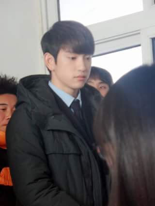 CZxD6HiWEAAPqLu.jpg:large