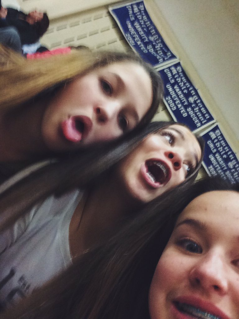ChessStarling's tweet photo. Your welcome T;) @_tatumjohnson @cameryn_33 https://t.co/r1tI3Up0kN