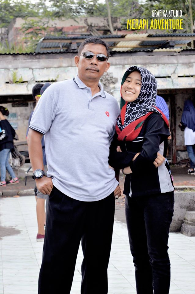 Ade_Apria09's tweet photo. Sama Pa Tanjung, #kece https://t.co/xACr6XIajS