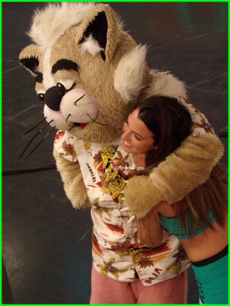 CintiaVRojas's tweet photo. #CombateLunes25 @EhGatoCombate con @AgusAidarC9 https://t.co/AwoLqMoW3m