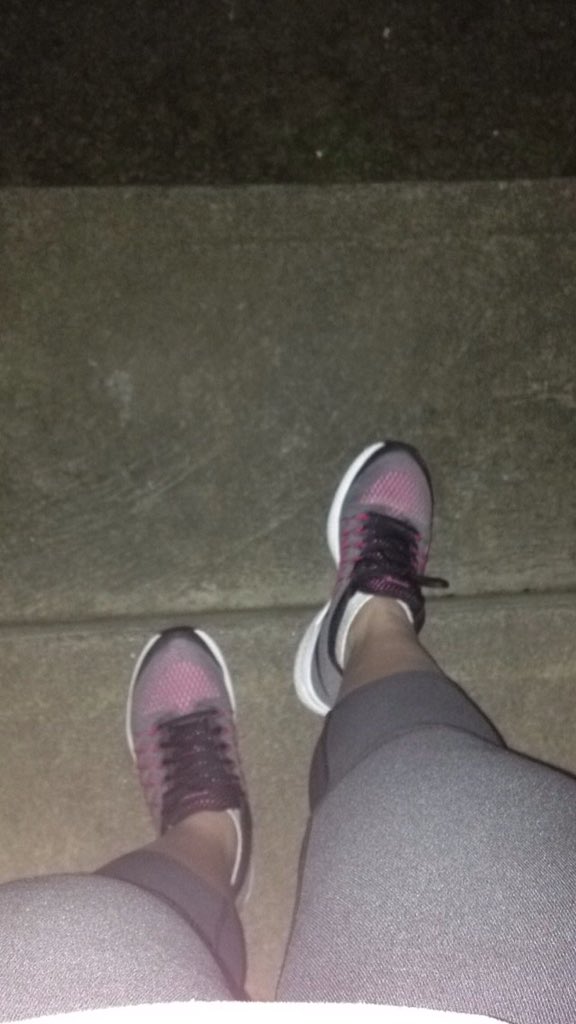 Meggers240's tweet photo. Change from the gym hitting the roads💪Testing out my new Nike Zoom Pegasus available @lifestylesports #MyAwesome https://t.co/U7aIBFFLOR
