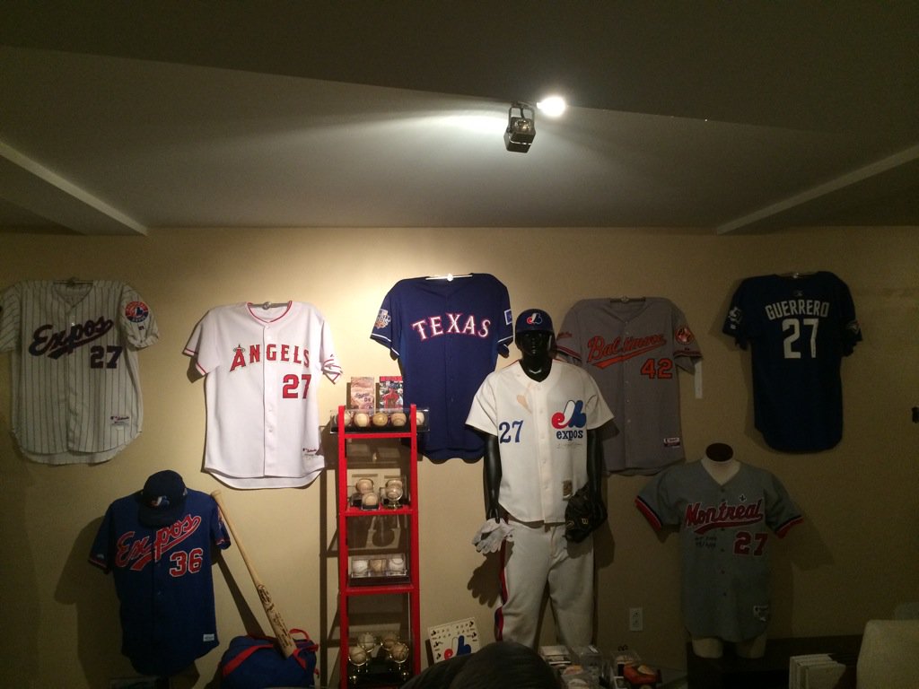 Wall of Vlad ! See it at Expos Fest April 3rd <a href="/VladGuerrero27/">Vladimir Guerrero</a> <a href="/Expos_Baseball/">exposbaseball.net</a> <a href="/ExposNation/">ExposNation</a> <a href="/AnnakinSlayd/">Annakin Slayd 🇨🇦</a> <a href="/jonahkeri/">jonahkeri</a>