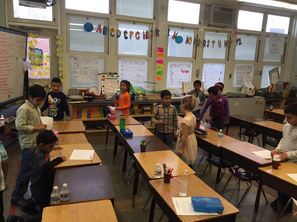 missterpanick's tweet photo. Measuring scavenger hunt with another 2nd grade class! So much fun #coteaching #innovativeteaching #school18 https://t.co/VYMM7cVFf0
