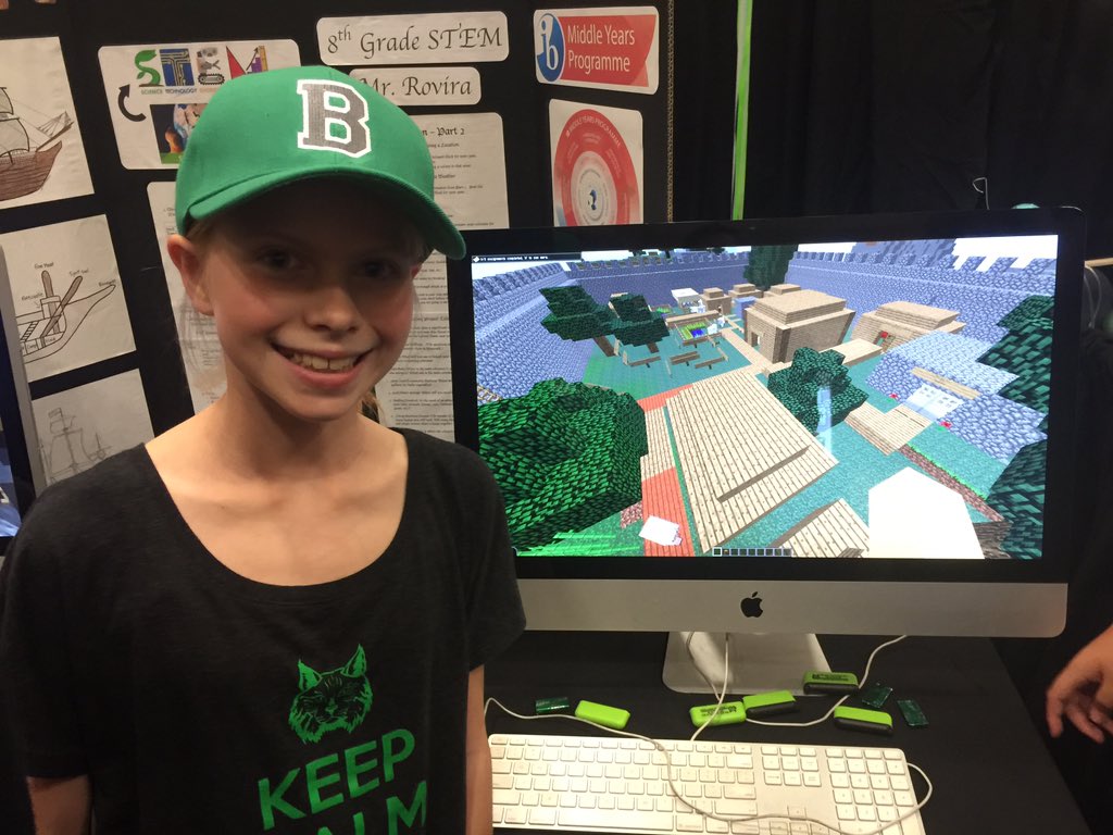 BPletka's tweet image. #cppcohort2 Junior high student creating alternate world in Mindcraft- Join me in redefining education the SAMR way