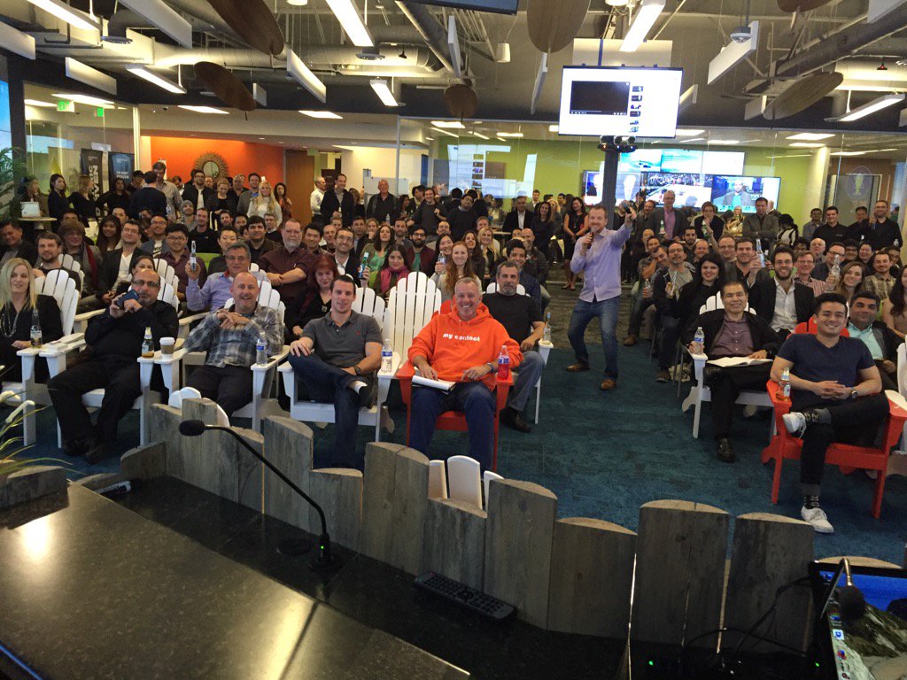 javad111's tweet image. #OCTHH