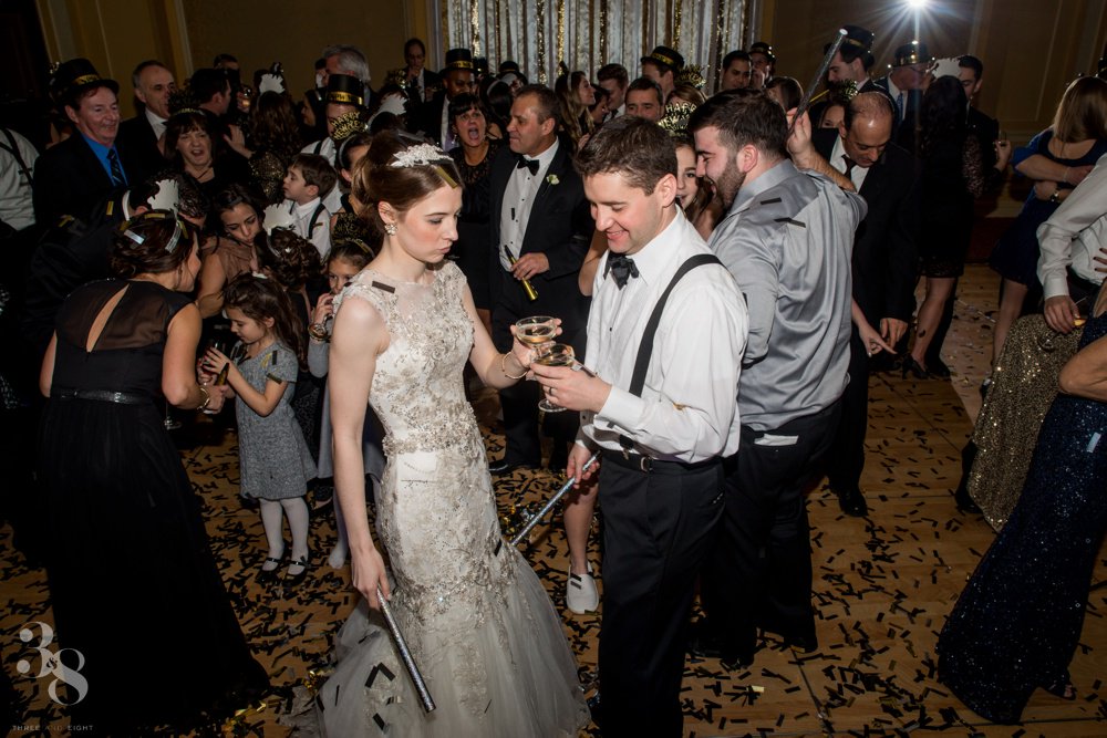 ThreeEightPhoto's tweet image. Here's K&amp;amp;J's New Year's Eve #ClevelandWedding at the Ritz Carlton! #weddingwednesday #love

threeandeight.com/cleveland-ritz…