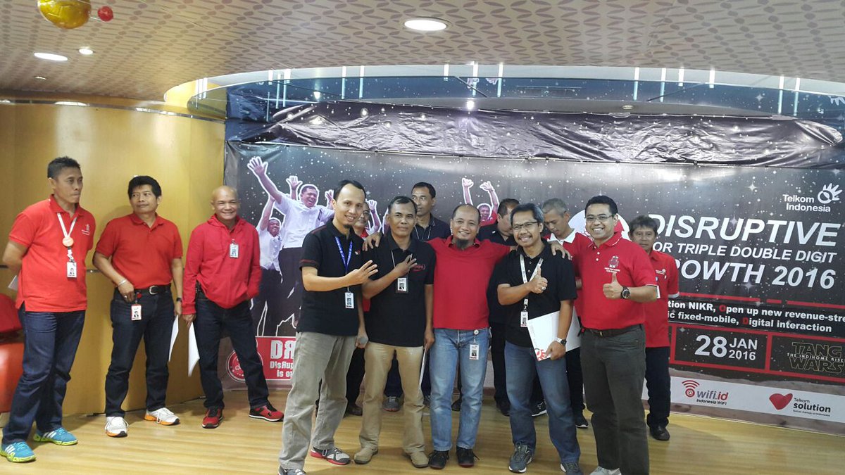 akuk3r3n's tweet photo. Rapim Witel Tangerang... nuansa Fun dan lepas @iwanrusdarmono @dearhendra @masbhei 
#Tangwars https://t.co/2E2GcBLLyV