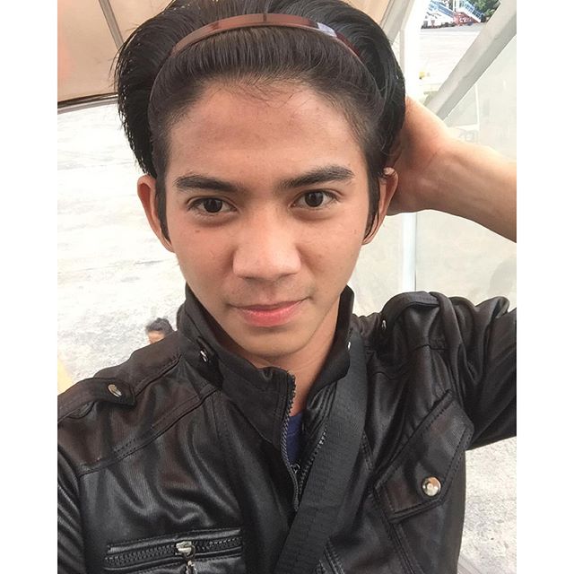 Selamat siang Kidholic● Ini twitter baru iki ya, jgn lupa di follow ya Kidholic semuanya ☺