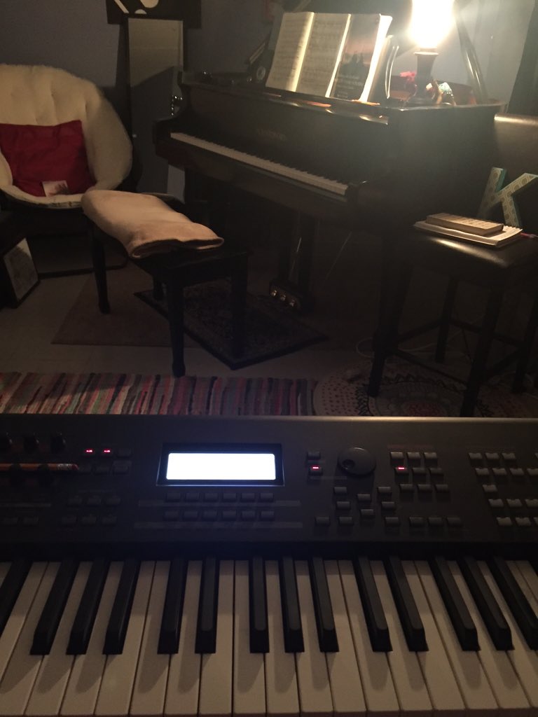 iamkaylawaters's tweet image. great night: #january #writingchronicles #myfirstalbum #homestudio [blessed❤️].