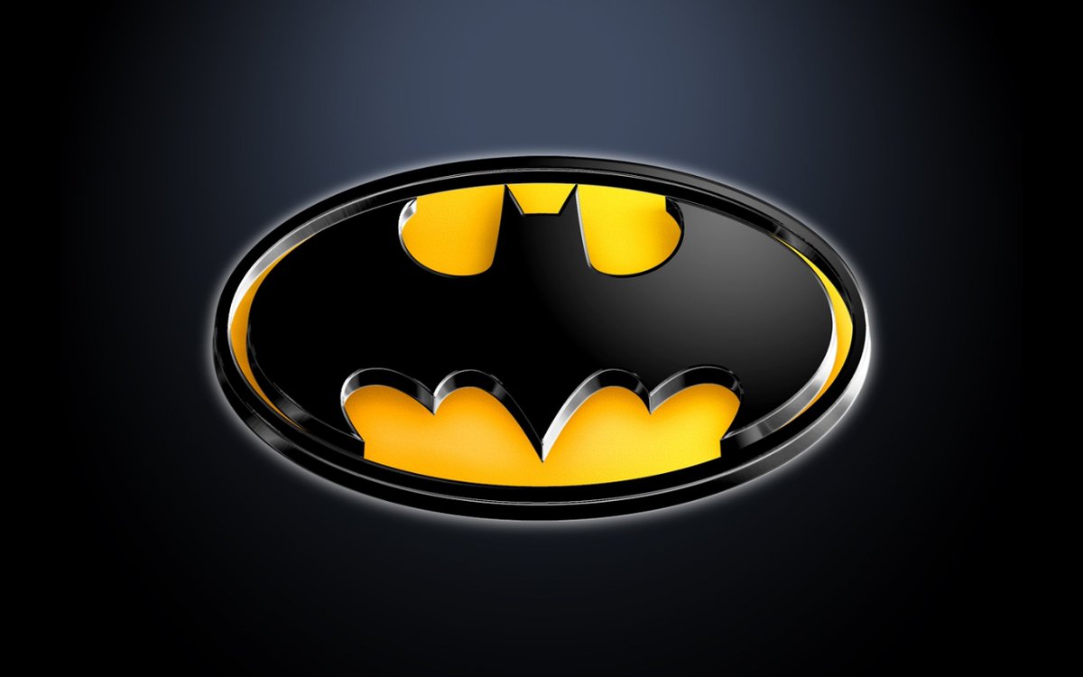 CustomGearShop's tweet image. L'uomo pipistrello si avvolge nel mantello... è Batman! Tutti lo sanno! Tu come ti distingui? #MantieniLoStile