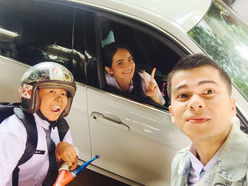 OnSET,, Jgn lupa ya saksikan kami kembali ,, SEGERA hanya di <a href="/SCTV_/">SCTV</a> <a href="/OfficialASPro/">ASPRODUCTIONS</a> @enzystoria