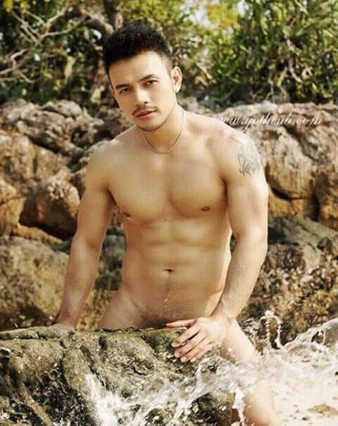 diondionry's tweet photo. Malu terlihat.. https://t.co/HzPpn1oklM