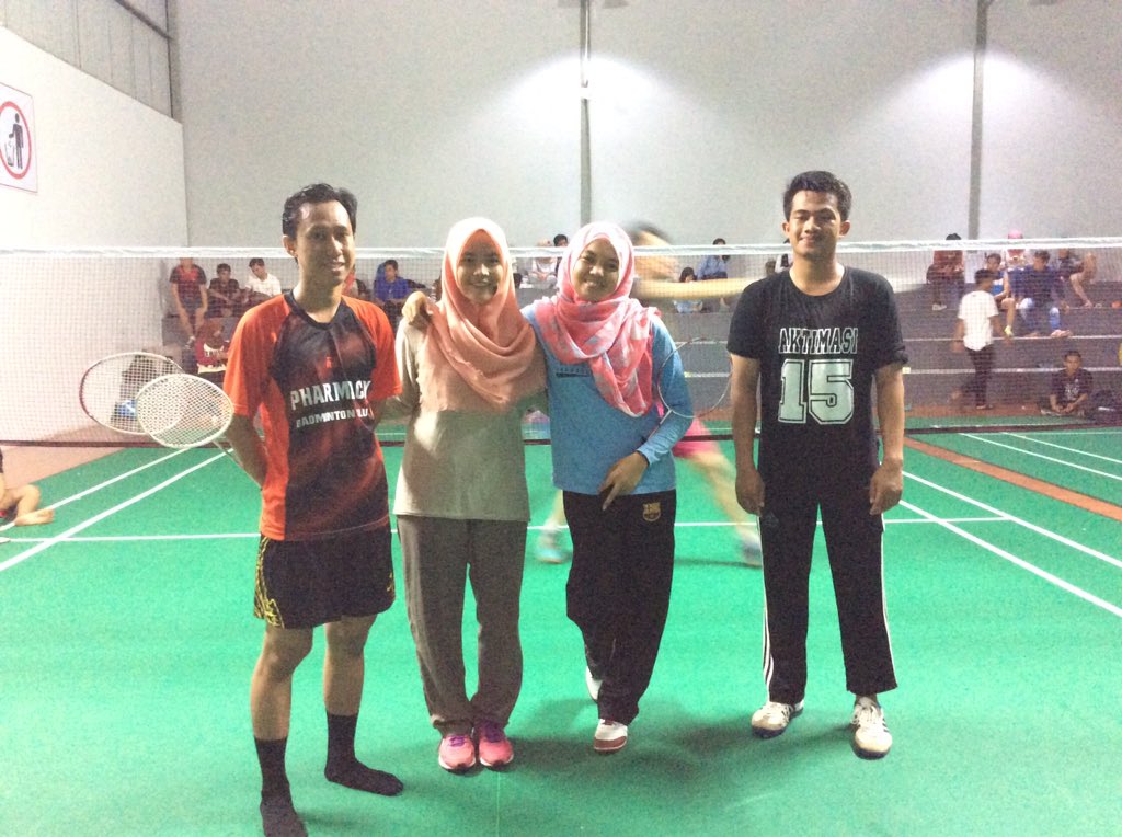 Aktimasi2016's tweet photo. Pertandingan bulutangkis diakhiri dgn skor @THEO13ROMINE 42 - 17 @DESINTEGRATO12 
Salam #Aktimasi2016 https://t.co/jftFzz5wbD