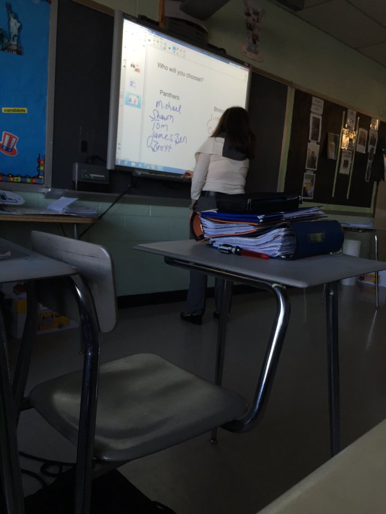 Boxality's tweet image. Here at boxality, nothing makes us happier than inspiring young students to dab like cam newton #BoxalityDab