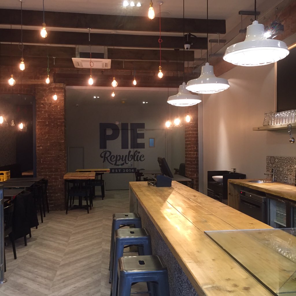 PieRepublic's tweet photo. Quick peek of the shop fit out, need local artist now #e7 #forestgate #eastlondon https://t.co/pOsyU9rGE6