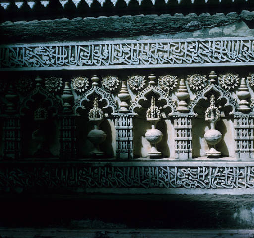 ReclaimTemples's tweet image. In 1299 AD Muslim ruler Alauddin Khilji destroyed Shakunika Vihara temple and converted it into Jami Masjid Khambhat