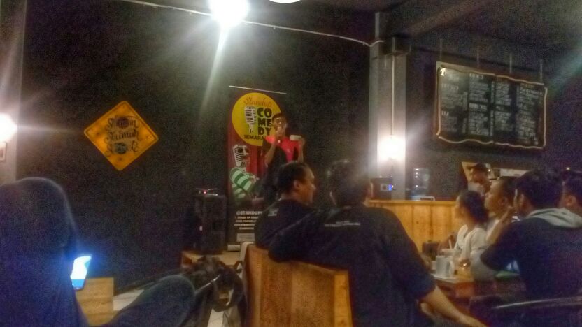 Anak smp aja berani open mic..kamu? Next comic <a href="/trio_rastafara/">Trio Adi</a> di <a href="/parlour_smg/">PARLOUR Coffeespot</a>