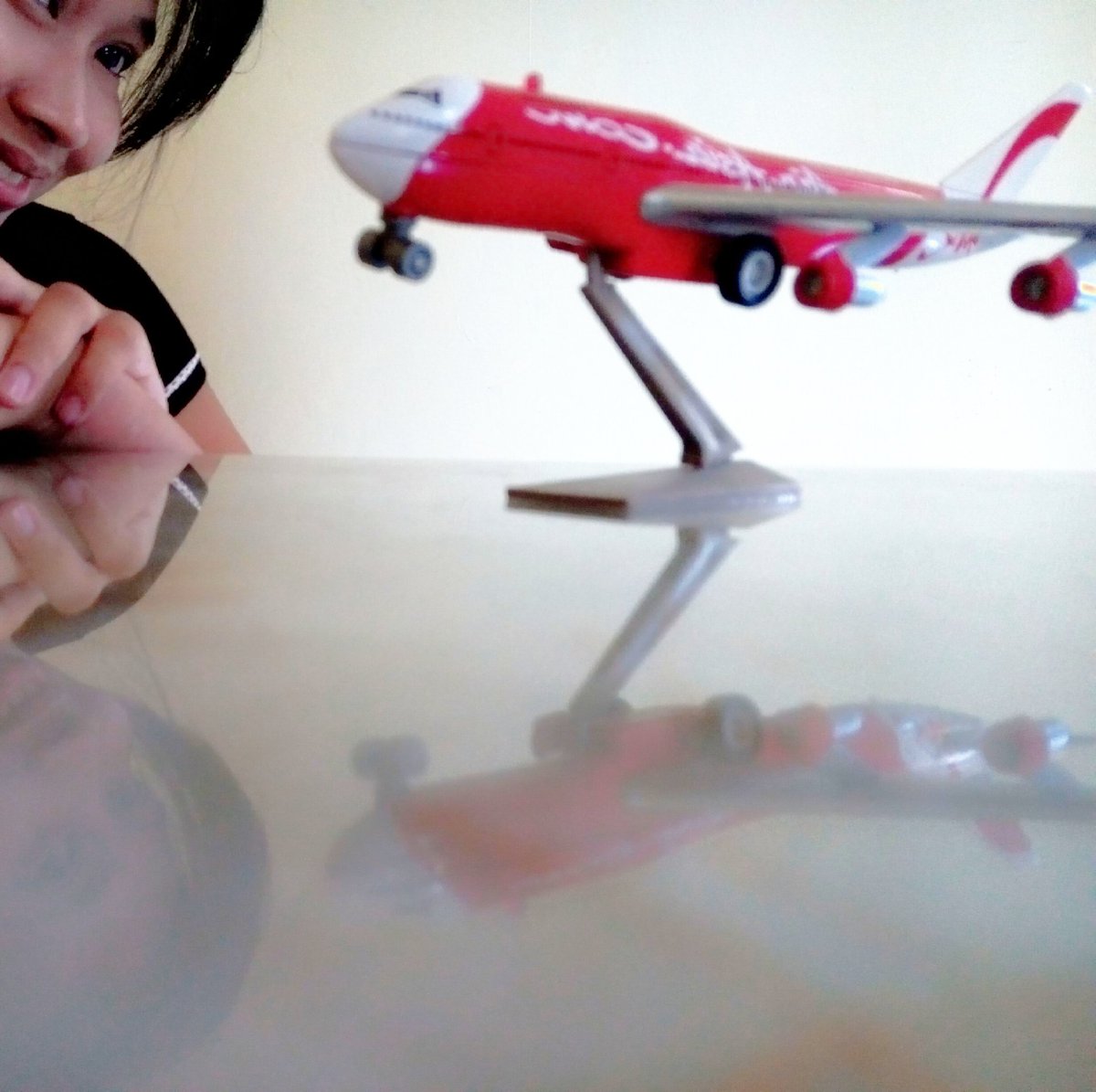 dwi_ratna_'s tweet photo. Planes are ❤ #avgeek #aviationlovers #avpics #aviation #aviatorgirls #avgirl #planemad #planes https://t.co/TQv7KDFrZj